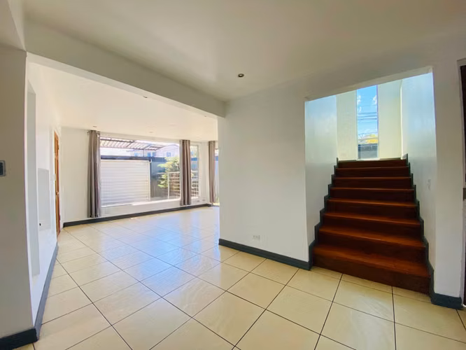 Venta de Casa en Moravia a 10 min del Centro MUY AMPLIA