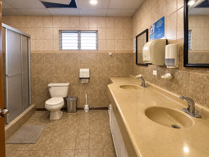 SE ALQUILA CASA EN NUNCIATURA PARA OFICINAS O RESIDENCIAL - Imagen 8