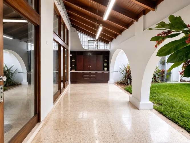 SE ALQUILA CASA EN NUNCIATURA PARA OFICINAS O RESIDENCIAL - Imagen 14