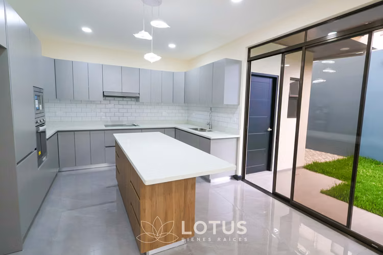 Casa para estrenar en Condominio Distrito San Juan, CÓDIGO AJ005 - Imagen 6
