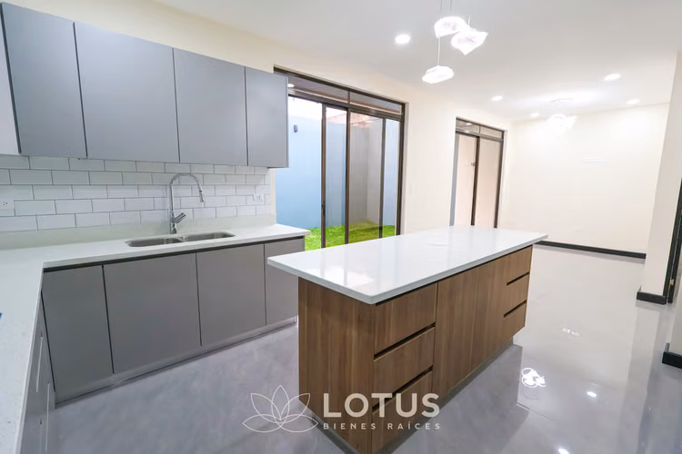 Casa para estrenar en Condominio Distrito San Juan, CÓDIGO AJ005 - Imagen 9