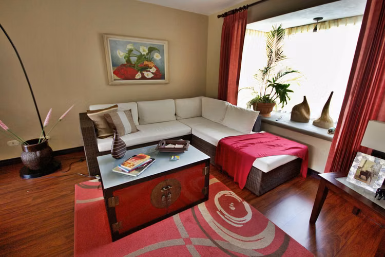 Acogedora casa en Condominio en Bello Horizonte Escazú - Imagen 2