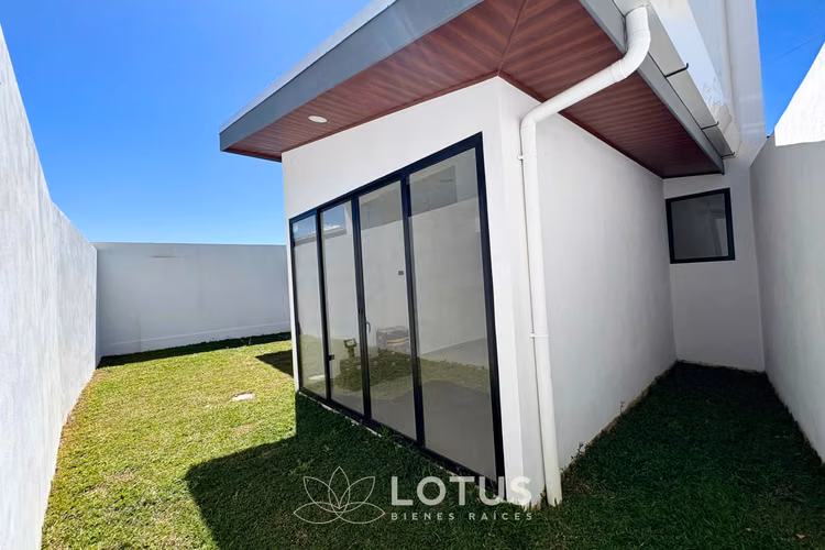 Casa para estrenar en Condominio Distrito San Juan, CÓDIGO AJ032 - Imagen 12