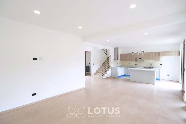 Casa para estrenar en Condominio Distrito San Juan, CÓDIGO AJ032 - Imagen 7