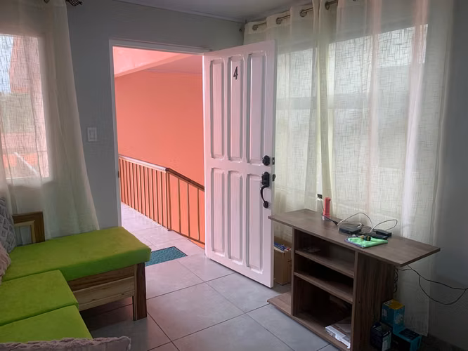 Alquilo apartamento amueblado, en San Rafael de Heredia, a 1 km de la Universidad Nacional - Imagen 2