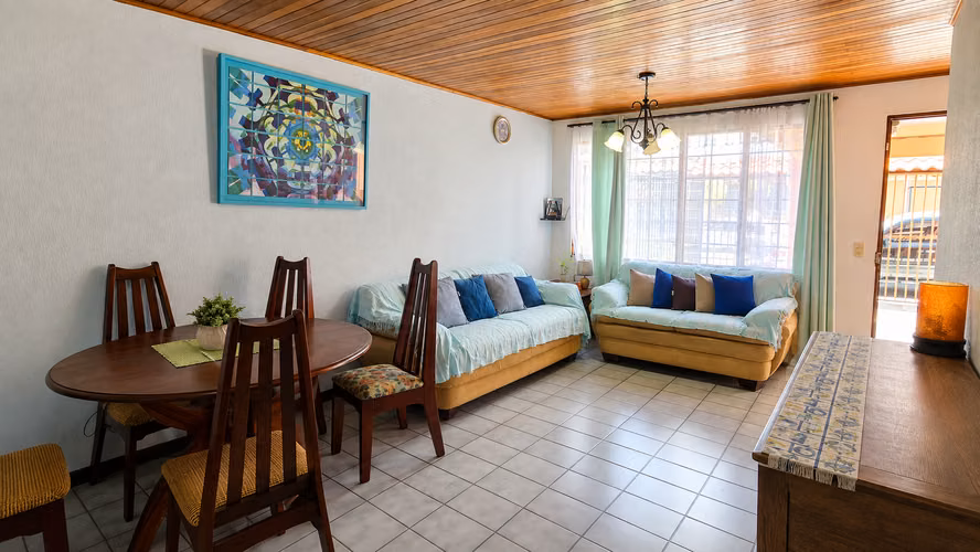 Venta Casa con Apartamento Santo Domingo de Heredia - Imagen 3