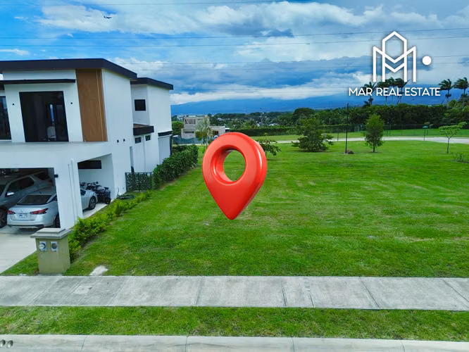Lote en Venta en Condominio Las Mesetas, Hacienda Los Reyes | 313 m², Plano y Sin Vecino Atrás - Imagen 2