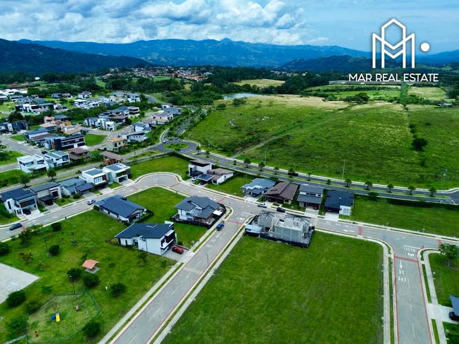 Lote en Venta en Condominio Las Mesetas, Hacienda Los Reyes | 313 m², Plano y Sin Vecino Atrás - Imagen 11