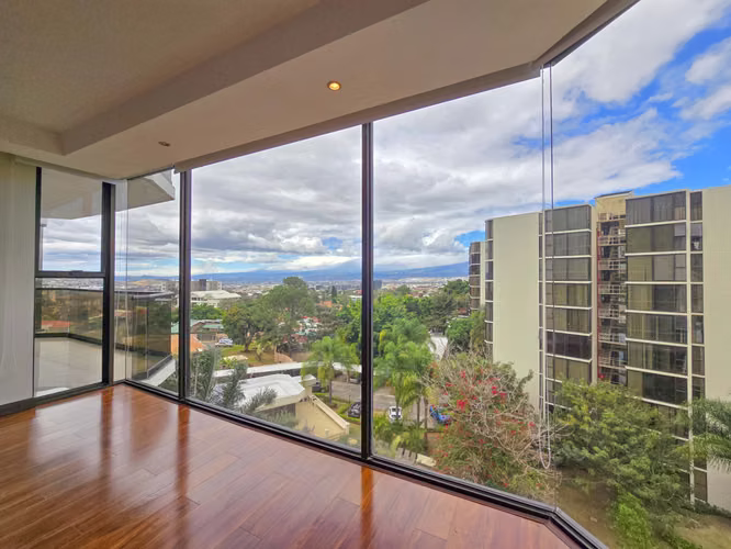 APARTAMENTO DE 330 M2 CON FULL VISTA EN BELLO HORIZONTE ESCAZU - Imagen 14