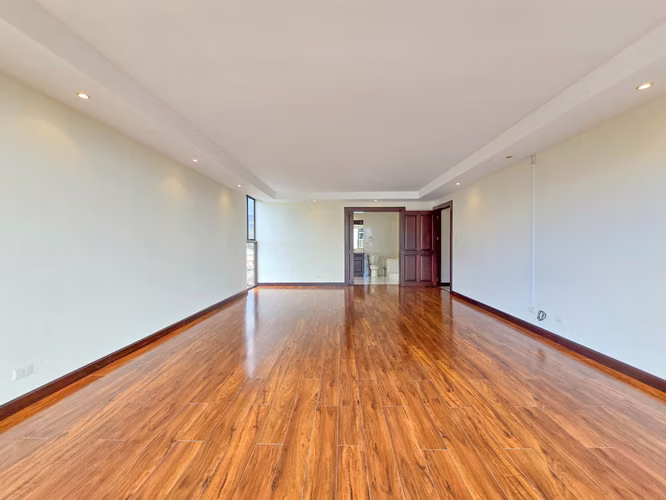APARTAMENTO DE 330 M2 CON FULL VISTA EN BELLO HORIZONTE ESCAZU - Imagen 15