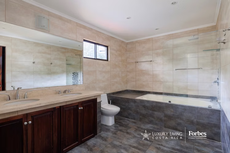 21506 - Casa esquinera 3 hab con terraza y jardín en Pozos, Santa Ana - Imagen 15