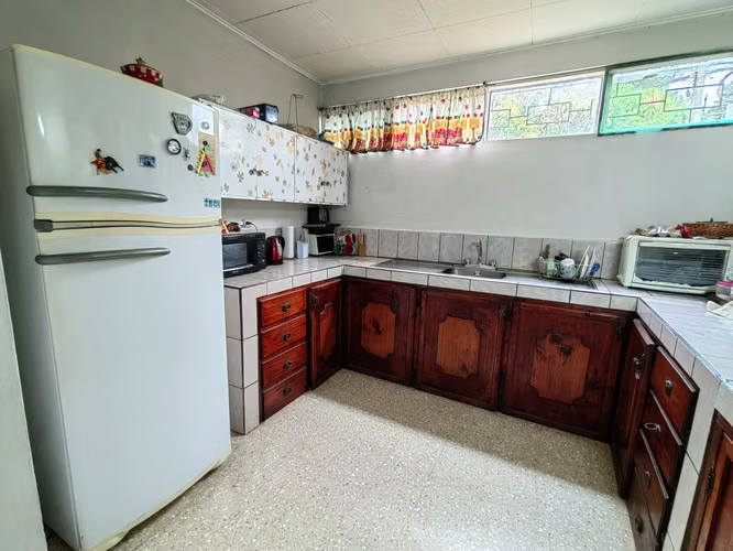 *Venta Casa y Apartamento en Lourdes de Montes de Oca - Imagen 7