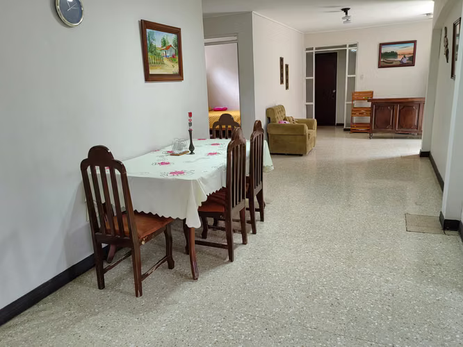 *Venta Casa y Apartamento en Lourdes de Montes de Oca - Imagen 4