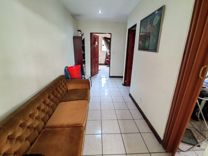 *Venta Casa y Apartamento en Lourdes de Montes de Oca - Imagen 14