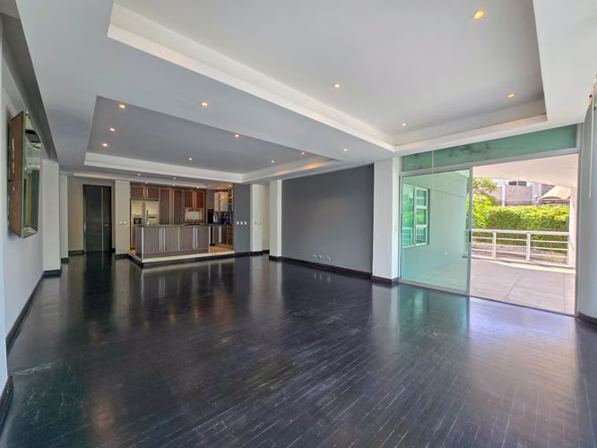 Apartamento en 1er nivel con terraza grande en Bello Horizonte Escazú - Imagen 6