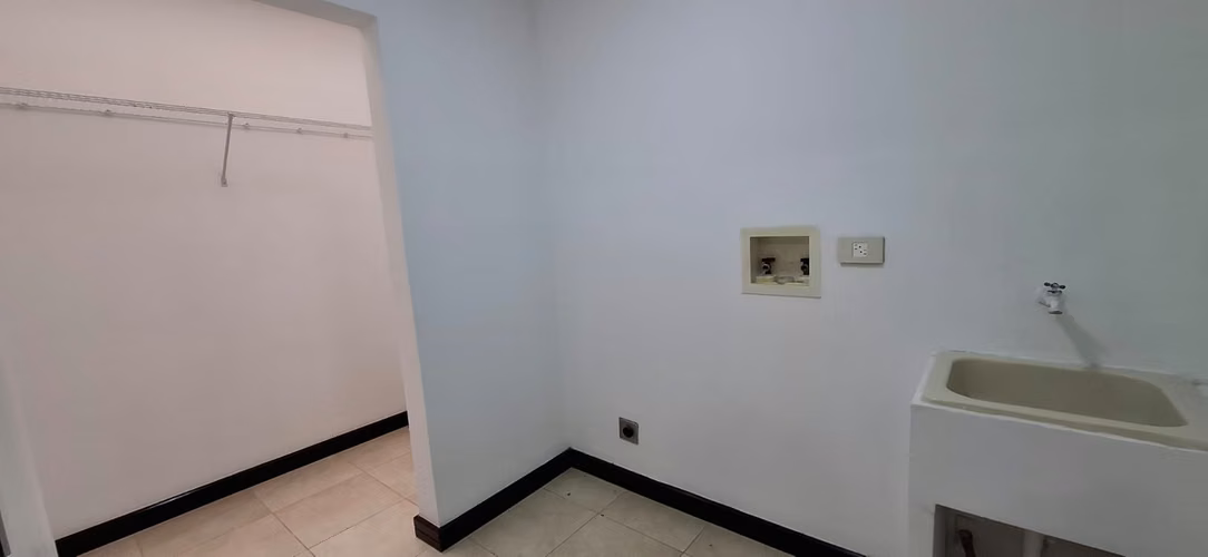 Alquiler de apartamento en Condominio Torres de Velarde, San Francisco de Heredia