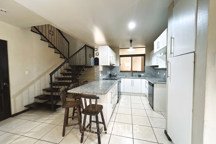 Casa en Residencial Altos de Ayarco, Lomas de Ayarco, Cod. AJ050 - Imagen 8