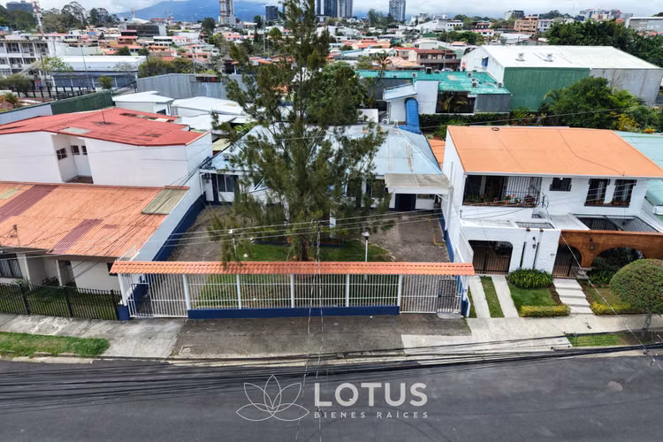 Casa para Remodelar en Barrio Córdoba, Zapote, Cód. AJ051 - Imagen 3