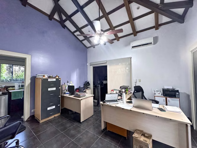 Casa Palm Gardens | 3 Properties | Santa Ana Suburban Living - Imagen 18