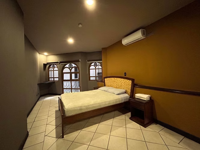 Hotel en Venta en Alajuela Centro | Inversión Rentable Cerca del Aeropuerto - Imagen 8