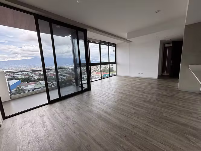 Venta de apartamento en piso alto, Condominio Nest Freses, Curridabat