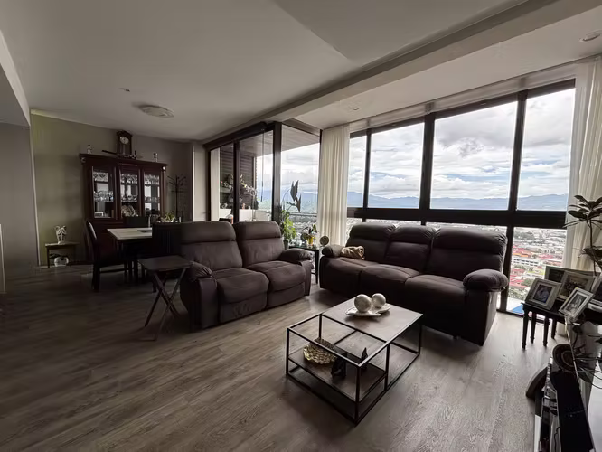 Venta de apartamento en piso alto, Condominio Nest Freses, Curridabat - Imagen 3