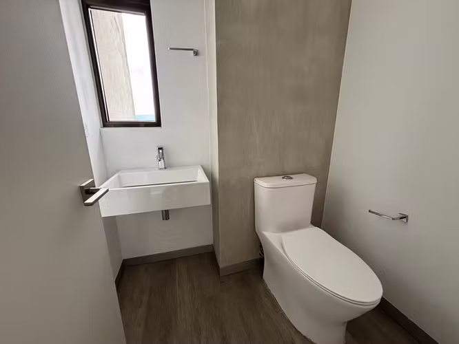 Venta de apartamento en piso alto, Condominio Nest Freses, Curridabat