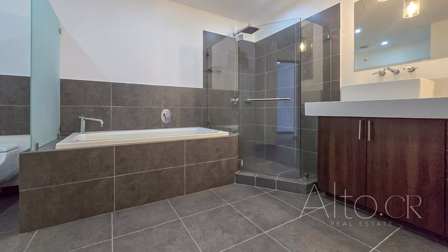 EXCLUSIVO APARTAMENTO | LOS LAURELES, ESCAZU | VISTA PRECIOSA - Imagen 9