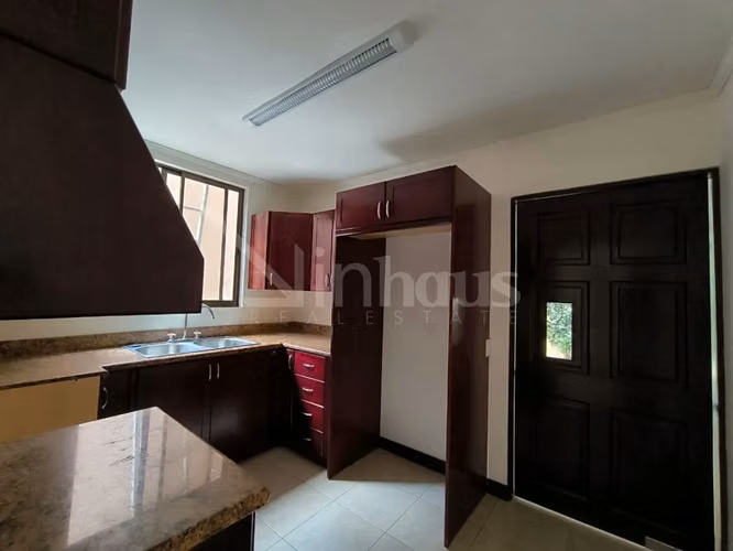 Alquiler de casa en residencial privado en Brasil de Santa Ana - Imagen 7