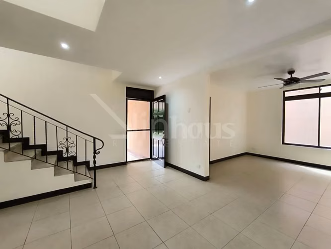 Alquiler de casa en residencial privado en Brasil de Santa Ana - Imagen 9