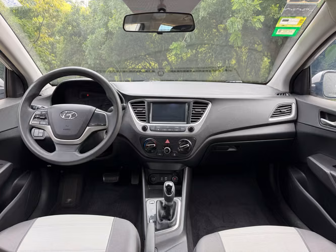 Hyundai Accent 2018 Automático – Excelente estado - Imagen 7