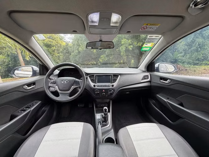 Hyundai Accent 2018 Automático – Excelente estado - Imagen 4