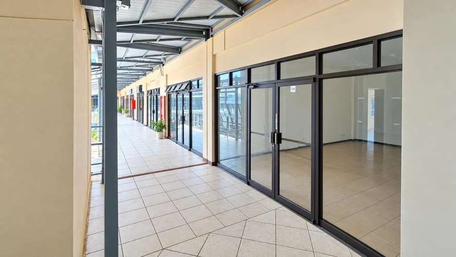 Versatile Office/Retail Space for Sale at Plaza Coral in Jacó