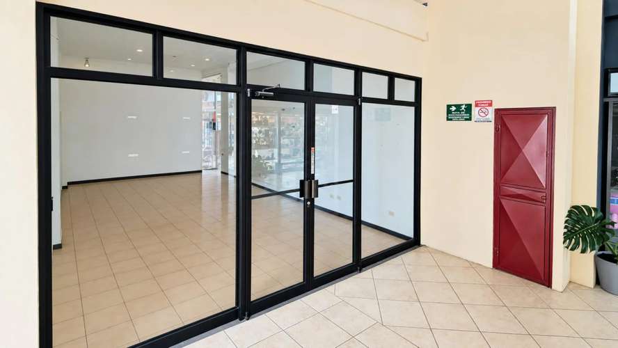 Versatile Office/Retail Space for Sale at Plaza Coral in Jacó