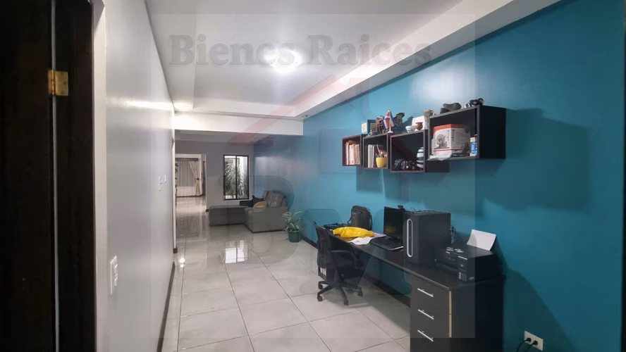 Se Vende Casa en Residencial en Mercedes Norte de Heredia !!! - Imagen 11