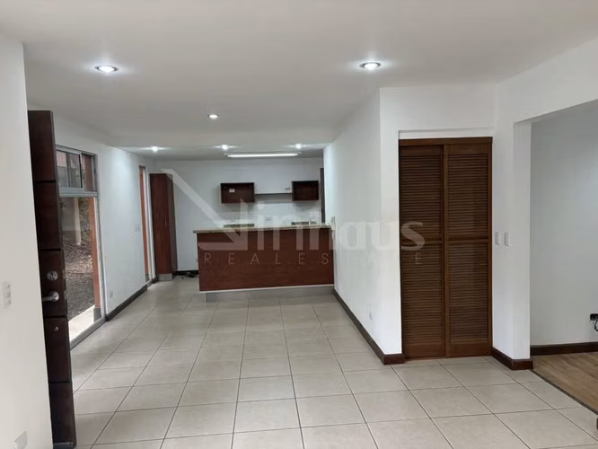 id 43323 Venta de Apartamento, Pinares de Curridabat - Imagen 6