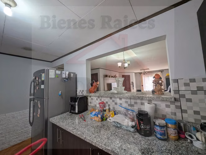 Se Vende Casa en Mercedes Norte de Heredia !!! - Imagen 6