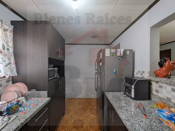 Se Vende Casa en Mercedes Norte de Heredia !!! - Imagen 15