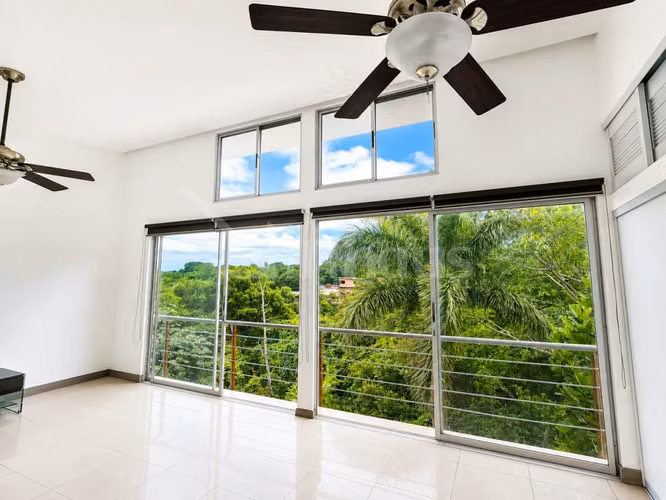 Venta de casa en condominio en Brasil - Imagen 4