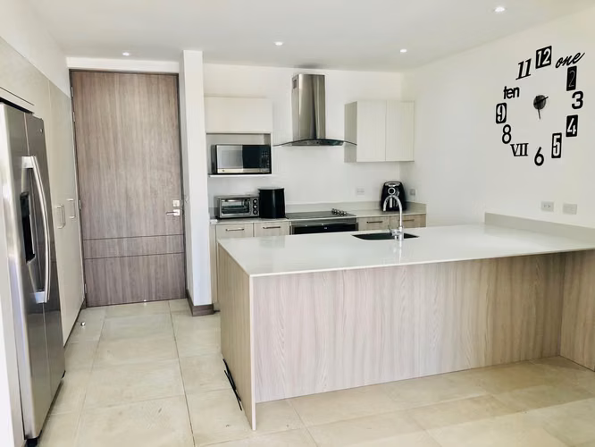 LINDORA-SANTA ANA! LUJOSO APARTAMENTO DE 2 HAB/2BAÑOS/2PARQUEOS