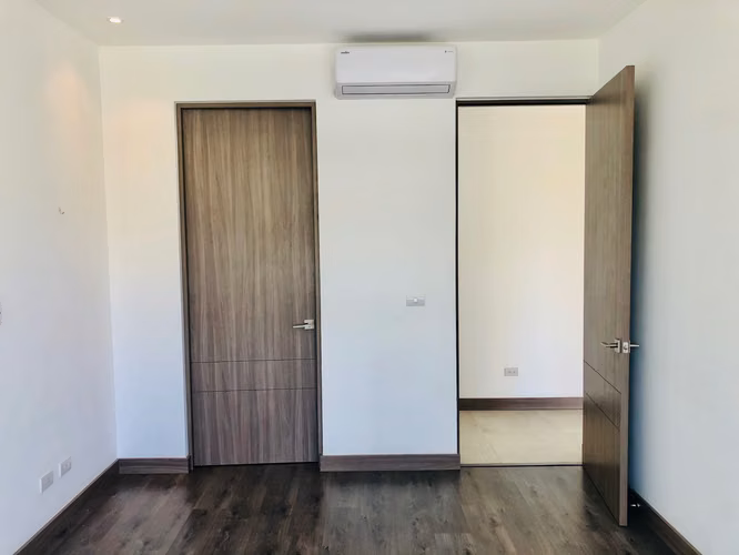 LINDORA-SANTA ANA! LUJOSO APARTAMENTO DE 2 HAB/2BAÑOS/2PARQUEOS - Imagen 6
