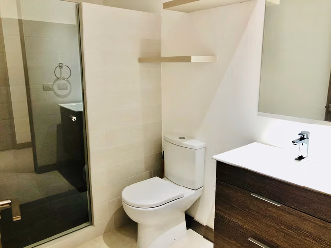 LINDORA-SANTA ANA! LUJOSO APARTAMENTO DE 2 HAB/2BAÑOS/2PARQUEOS - Imagen 11