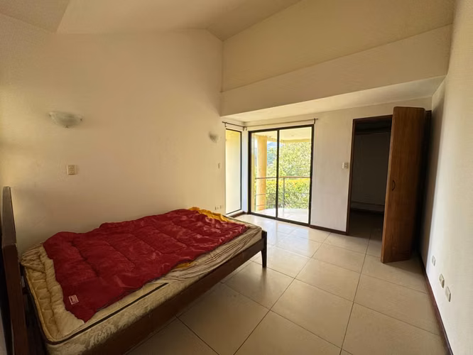 Alquiler de casa en Escazú, Altos de Carrizal – 3 dormitorios, jardín y vista al Valle Central - Imagen 15
