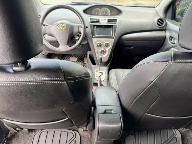 TOYOTA YARIS 2009 EXCELENTE ESTADO