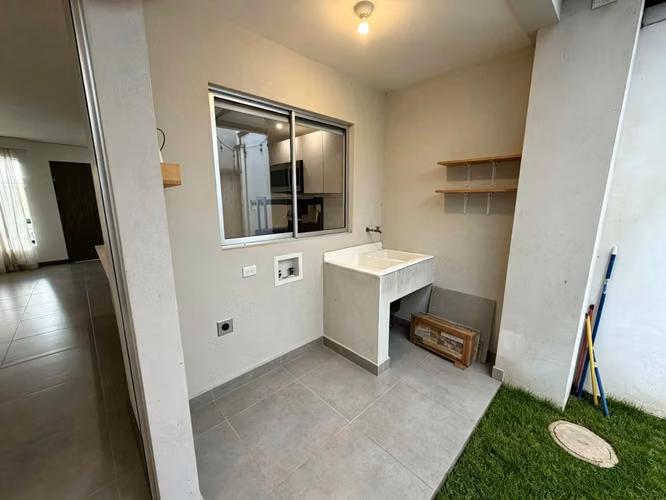 ALQUILER CASA EN SAN RAFAEL DE MONTES DE OCA - Imagen 6