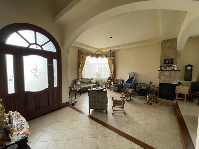 *Venta de casa en Lomas de Zurquí, San Josecito de San Isidro, Heredia. - Imagen 2
