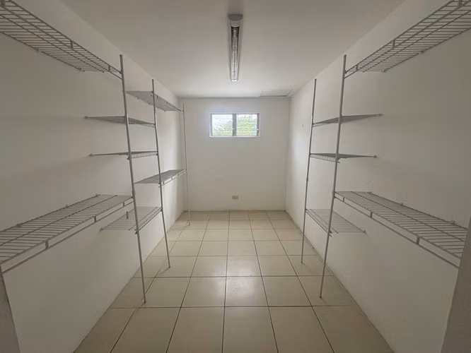 *Venta Casa para INVERSIÓN en Residencial Monserrat, Tres Ríos. - Imagen 15