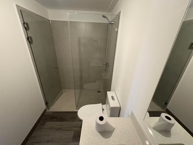 *Venta y Alquiler de Apartamento en Torre de Barrio Escalante. - Imagen 9