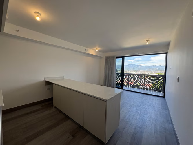 *Venta y Alquiler de Apartamento en Torre de Barrio Escalante. - Imagen 3