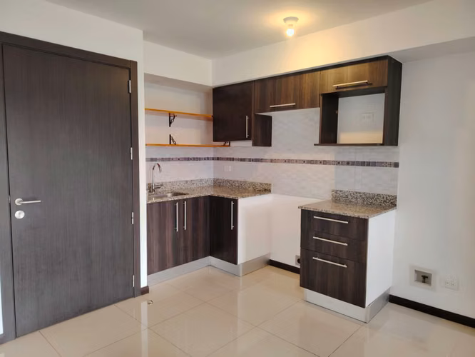 Apartamento en alquiler en Cipreses de Granadilla, Curridabat - Imagen 2